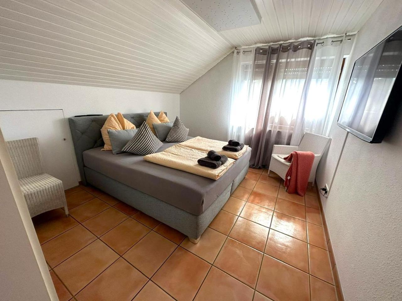 Ferienwohnung Mit Seeblick Und Dachterrasse In Ueberlingen Luaran gambar